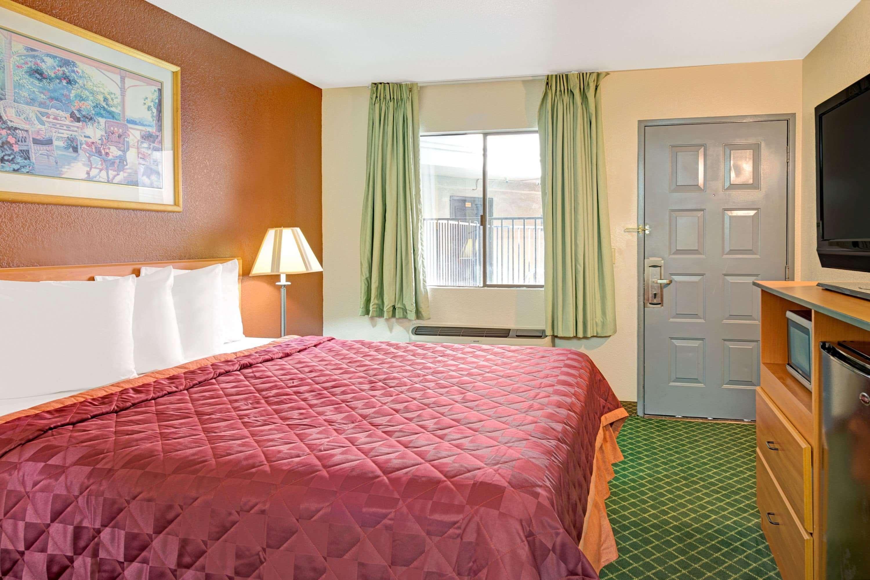 Travelodge Sacramento/Ранчо Кордова Экстерьер фото