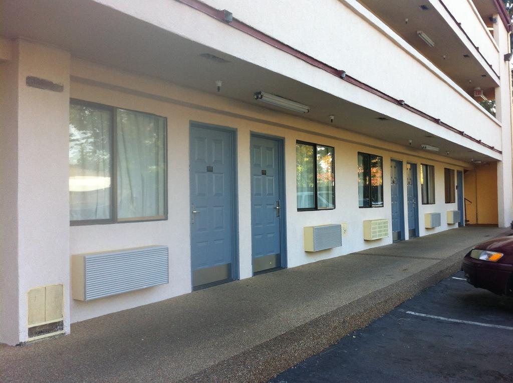 Travelodge Sacramento/Ранчо Кордова Экстерьер фото