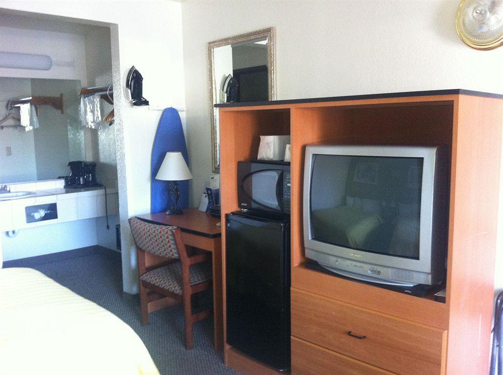 Travelodge Sacramento/Ранчо Кордова Экстерьер фото